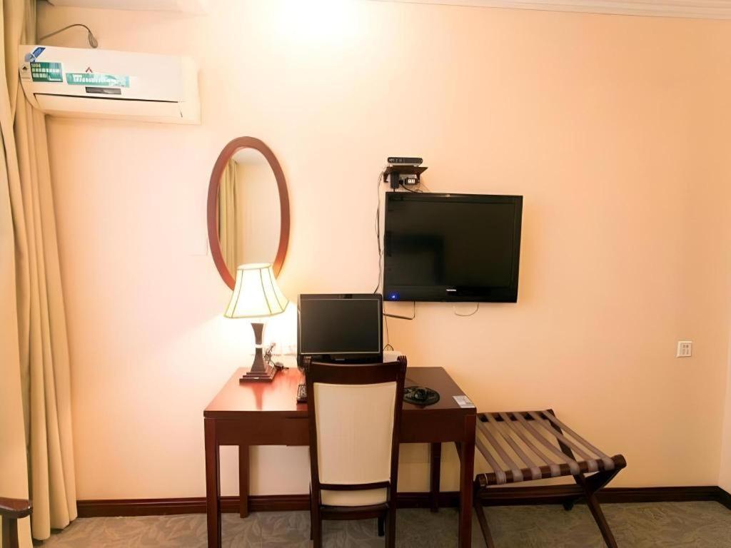 Greentree Inn Suzhou Guanqian Yangyuxiang Metro Station Business Hotel Dış mekan fotoğraf