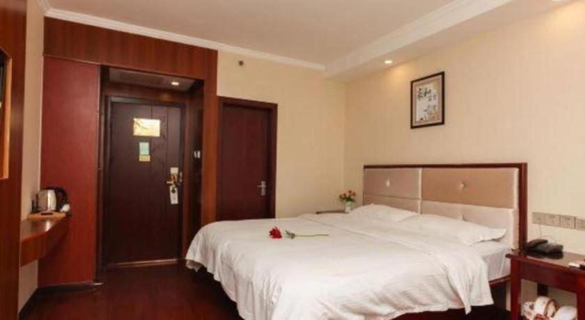 Greentree Inn Suzhou Guanqian Yangyuxiang Metro Station Business Hotel Dış mekan fotoğraf