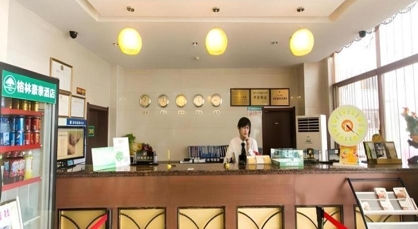 Greentree Inn Suzhou Guanqian Yangyuxiang Metro Station Business Hotel Dış mekan fotoğraf