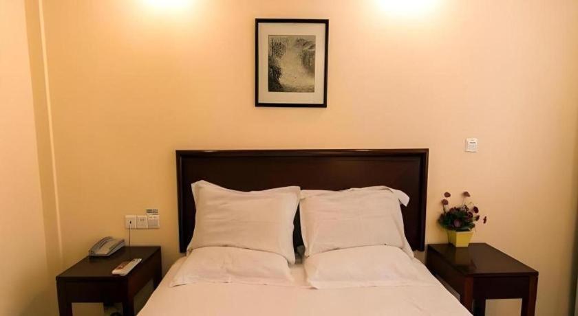 Greentree Inn Suzhou Guanqian Yangyuxiang Metro Station Business Hotel Dış mekan fotoğraf